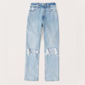Abercrombie 90s Ultra High Rise Straight Jean size 6L